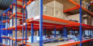 Почему на складах используют именно металлические стеллажи
