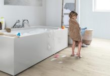 Виниловая плитка для пола в ванной