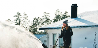 Снегоуборщики – производительная техника для уборки снега