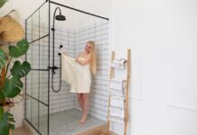Душевая стойка: как выбрать идеальный вариант для вашей ванной