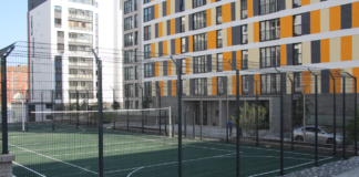 Сетчатые ограждения: безопасность и функциональность для спортивных объектов