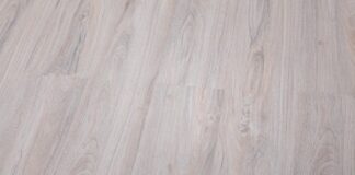 Сравнение SPC плитки с ламинатом и кварц-винилом: что лучше?